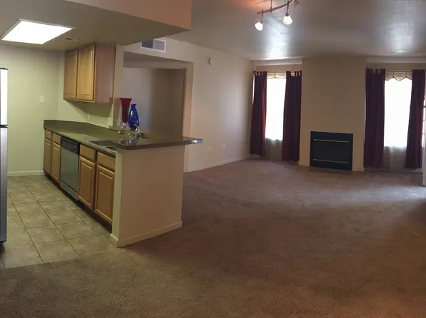 101 S Players Club Dr, Tucson, AZ 85745