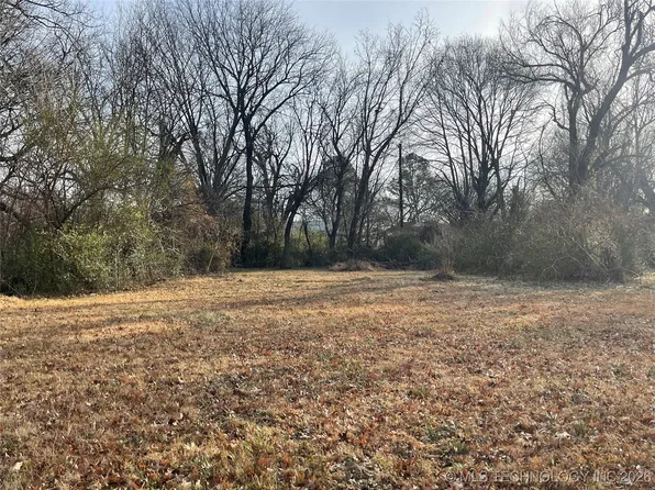 916 Choctaw St, Muskogee, OK 74403