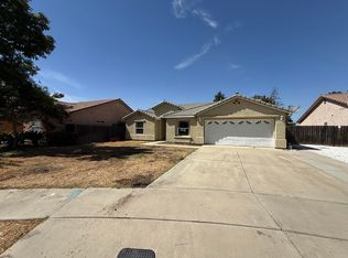 712 Moraga Court, Tulare, CA 93274