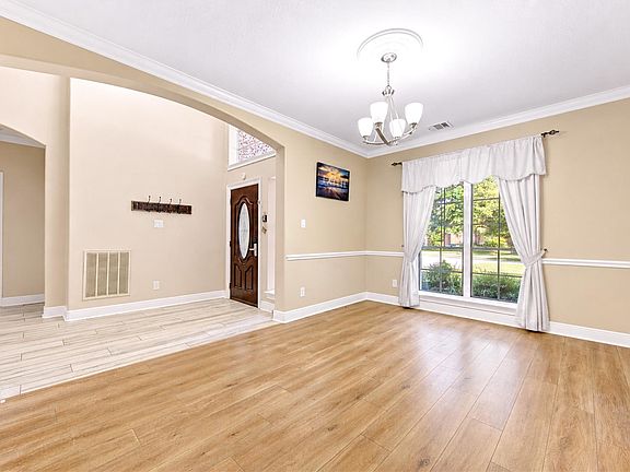 5th image of 5814 Brenwood Glen Trl