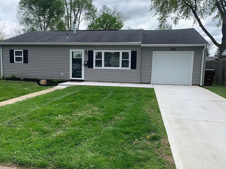 475 Florence Ave — Photo 1