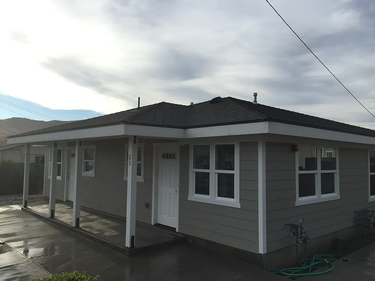 Building Photo - 95 E Ramona St #83