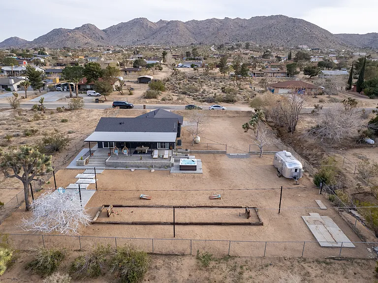 60432 Natoma Trl — Photo 49
