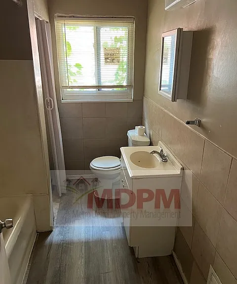 17515 Northlawn St #1 — Photo 6
