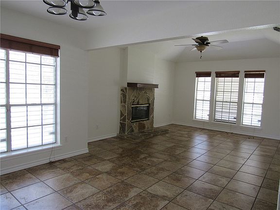 5th image of 7962 Caribou Dr
