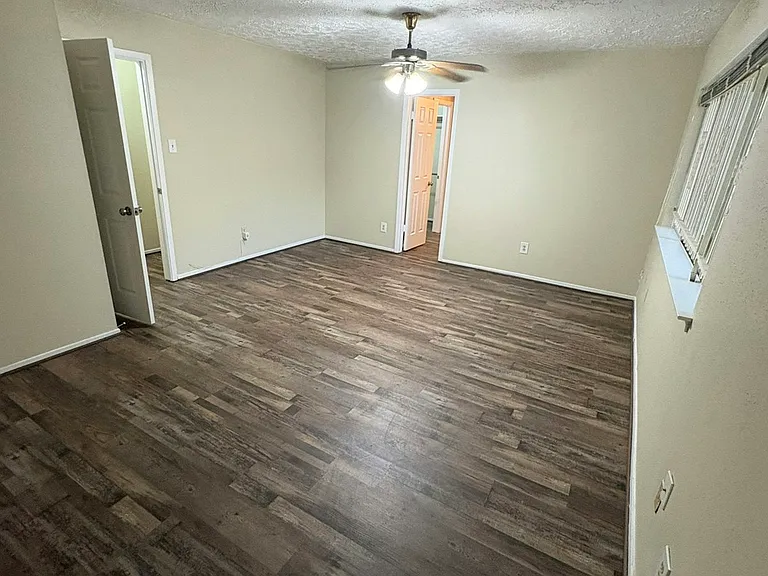 Master Bedroom downstairs