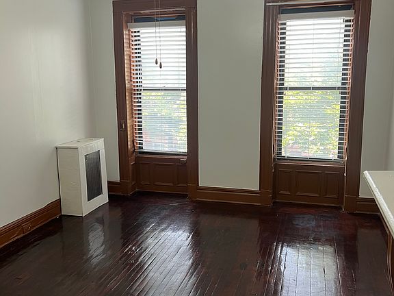 2nd image of 402 Madison St Floor 2
