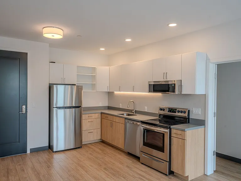 Lumen Residences — Photo 15