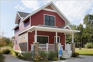 1st image of 304 Spruce Dr