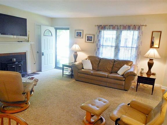 5th image of 1156 Oakdale Ave