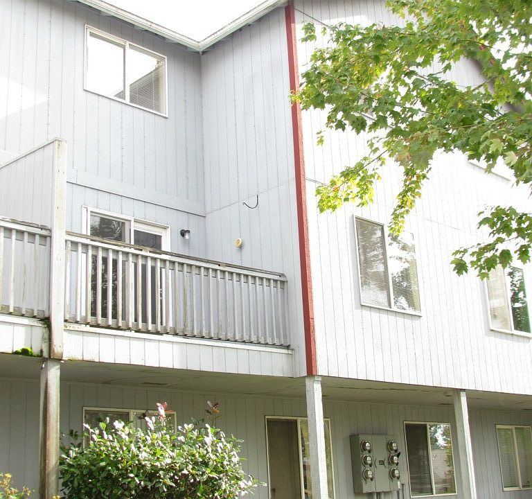 1st image of 3939 10th St SE APT E3