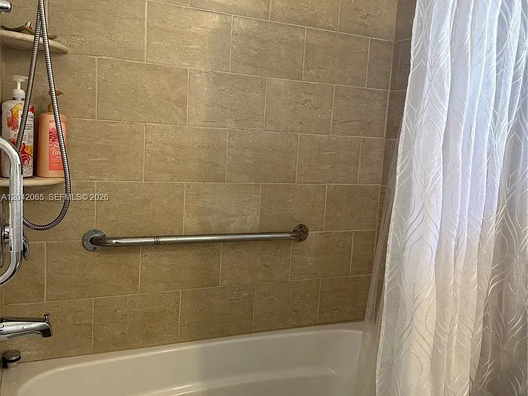 4025 Pine Ridge Ln — Photo 25