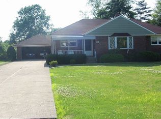 402 Harris Rd, Richmond Heights, OH 44143