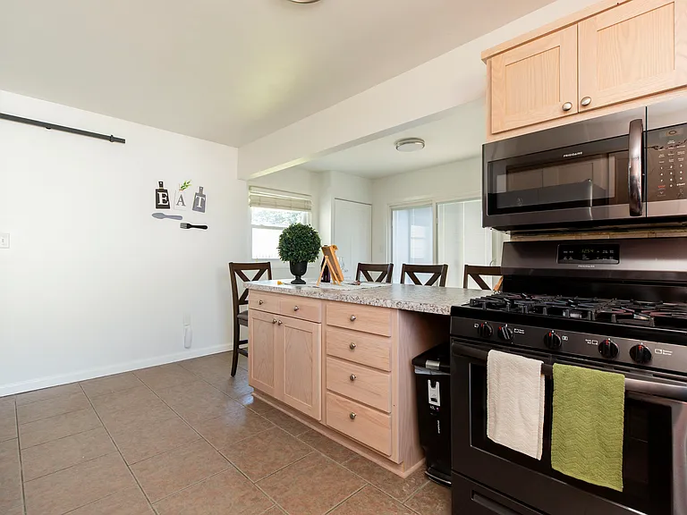 3301 Cabot Dr — Photo 7