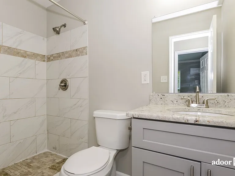 7206 Lancashire Dr #7 — Photo 8