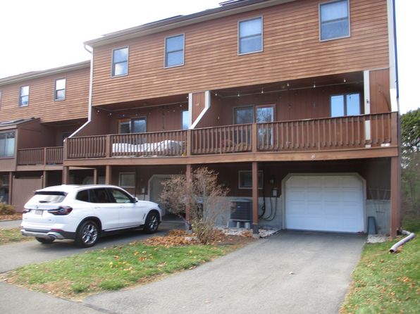 63 Hatfield St APT 7