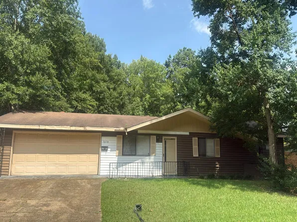 3278 Woodview Dr, Jackson, MS 39212