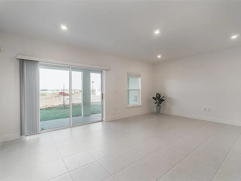 32123 Pond Apple Bnd — Photo 13