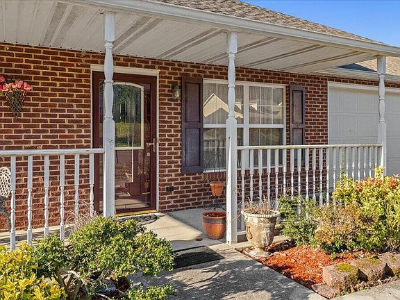 2nd image of 507 Drakewood Rd