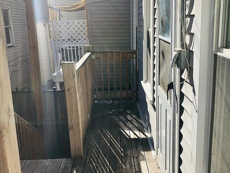 S Carpenter St — Photo 5