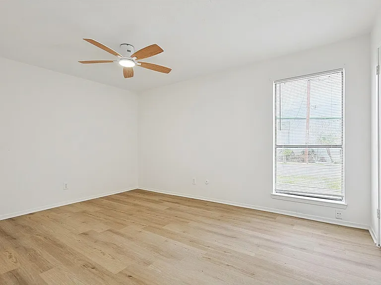 7650 Ronnie Dr — Photo 18