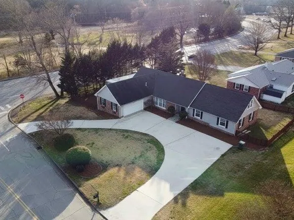 101 Masters Rd, Hixson, TN 37343