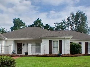 117 Rolling Creek Dr, Jackson, MS 39211