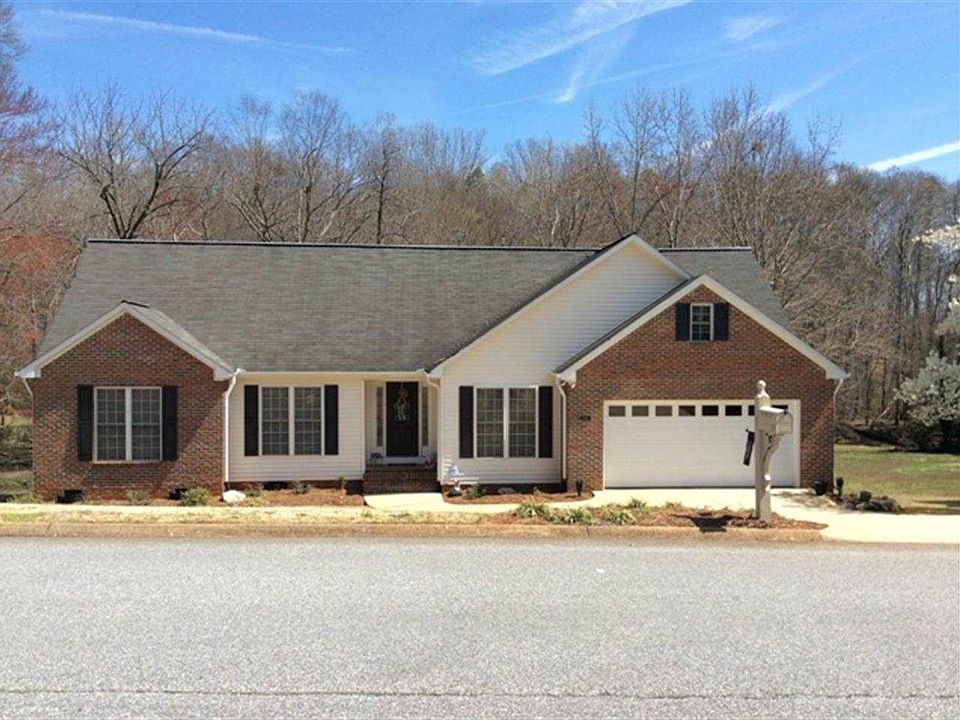 1st image of 174 Woodcreek Dr
