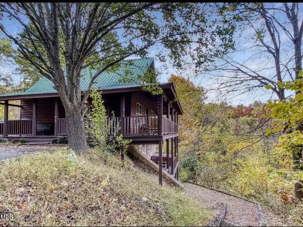 1815 Maranohe Way, Sevierville, TN 37862