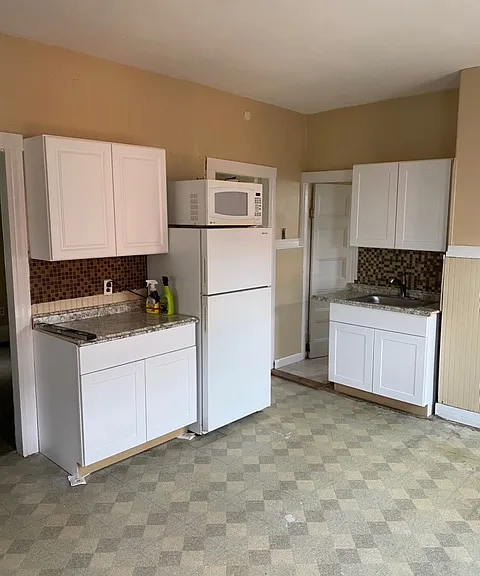 107 Heath St #2 — Photo 5