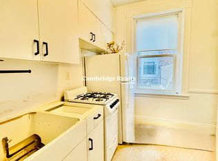 122 Warren St #12T, Brighton, MA 02135