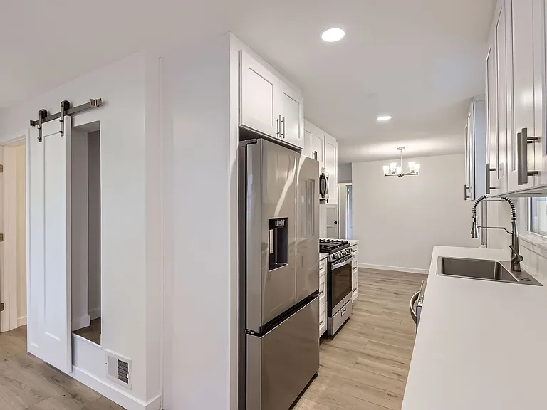 5090 Tejon St — Photo 10