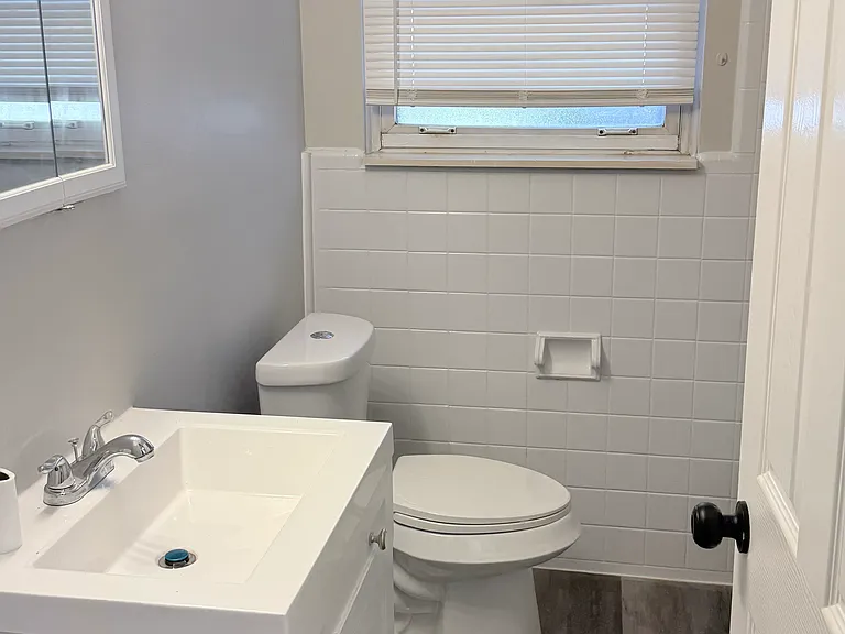 5803 Elizabeth Ct — Photo 11