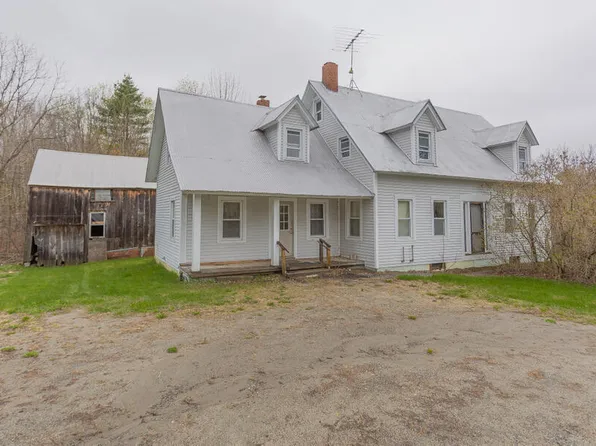 32 Sanborn Hill Road, Chesterville, ME 04938