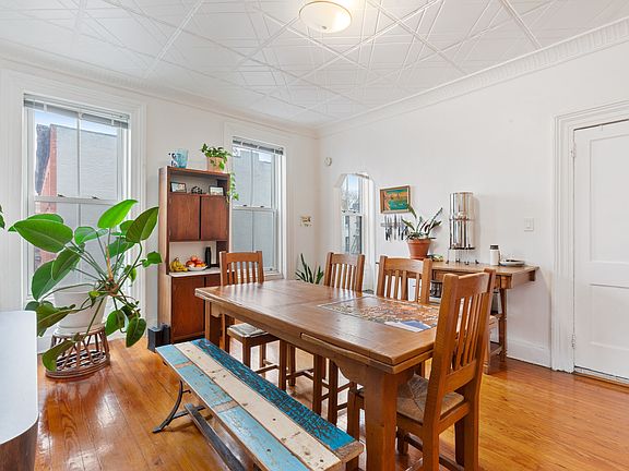 2nd image of 484 Henry St #3
