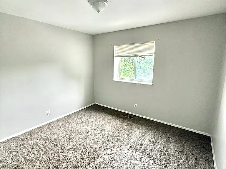10510 Cinnamon Dr #B — Photo 6