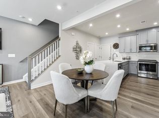 2492 Connector Aly, Herndon, VA 20171