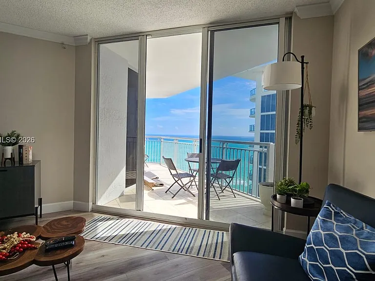 17375 Collins Ave #2304 — Photo 4