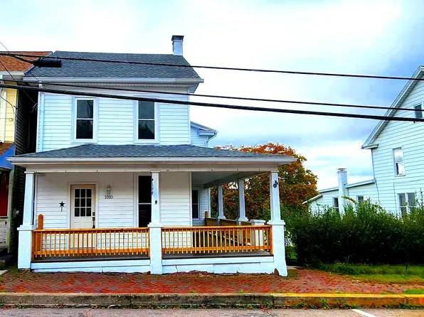 1010 E Grand Ave, Tower City, PA 17980