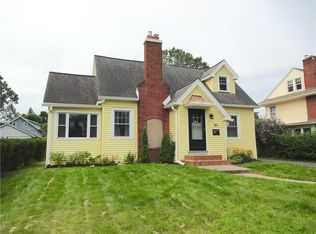 85 Thatcher Rd, Rochester, NY 14617