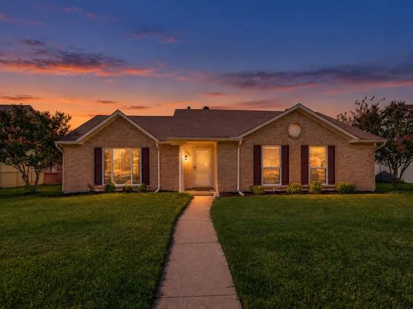 2906 Western Dr, Garland, TX 75042