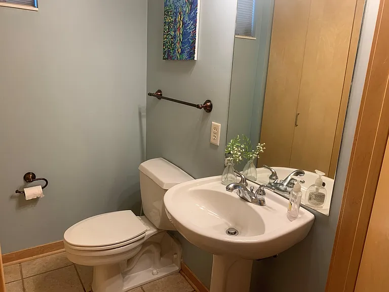2566 Ellis Ave #121 — Photo 15