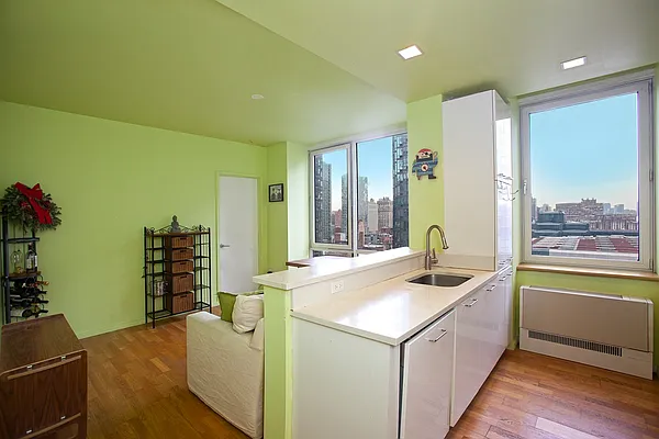 Rented by BLU Real Estate | media 8
