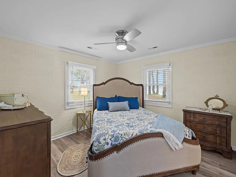 204 Hickory St — Photo 20