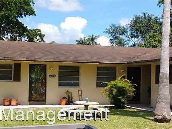 4th image of 4877 SW 65th Ave #7910450