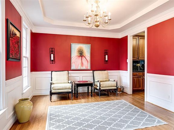4th image of 413 Weston Way