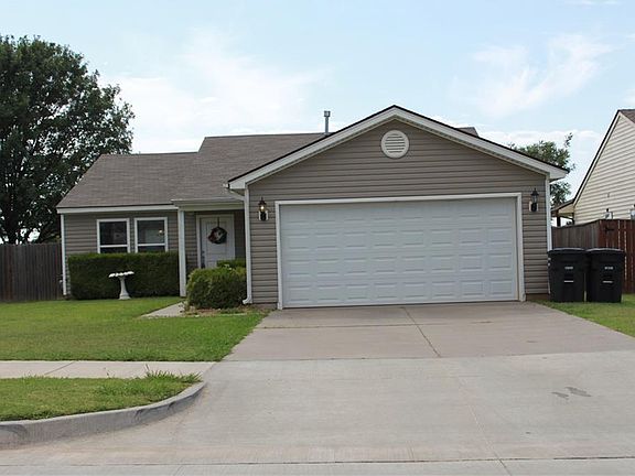 2nd image of 1513 Eagle Dr