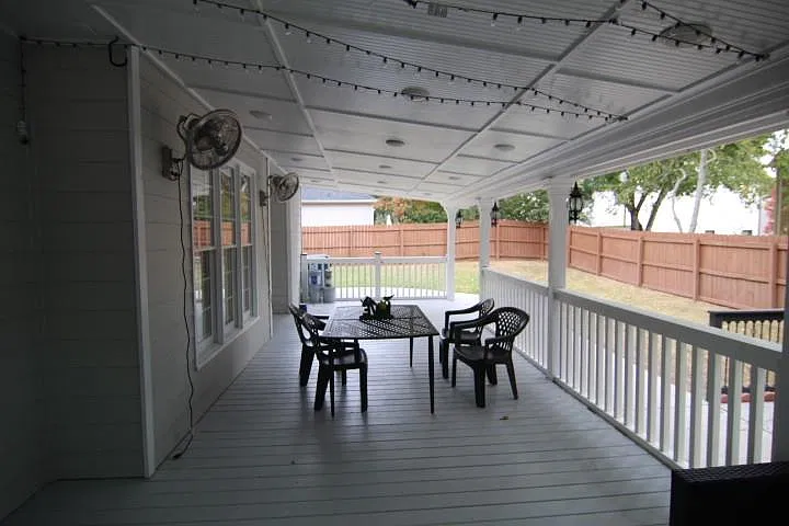 5 bed, 3.5 bath, 2779 sqft, $4,200 — Photo 4