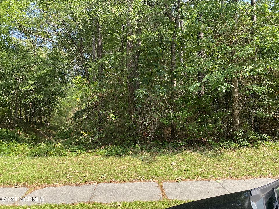 1st image of 2540 Provence Dr SE