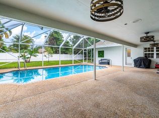 18262 104th Ter S, Boca Raton, FL 33498